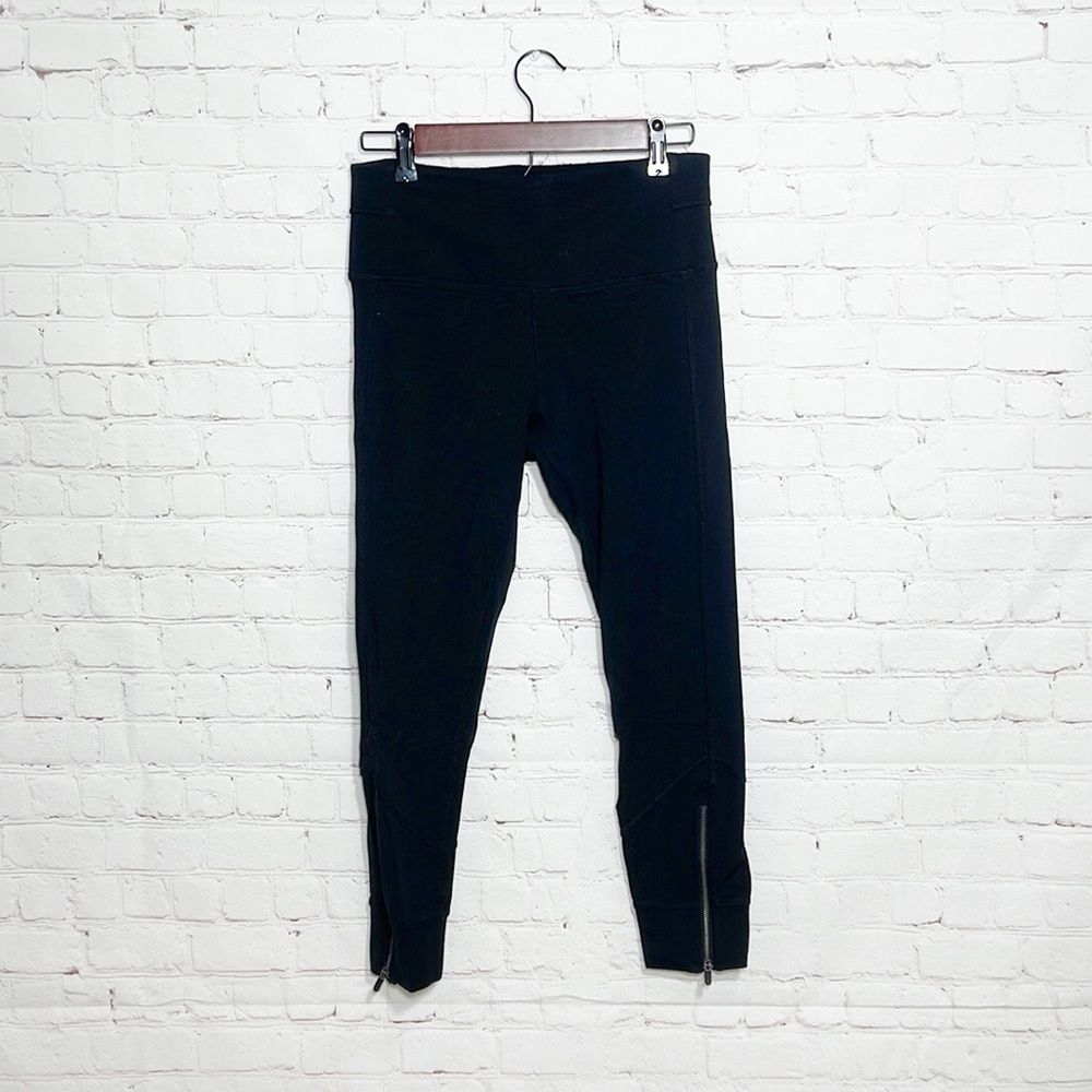 Calvin Klein Yoga Pants